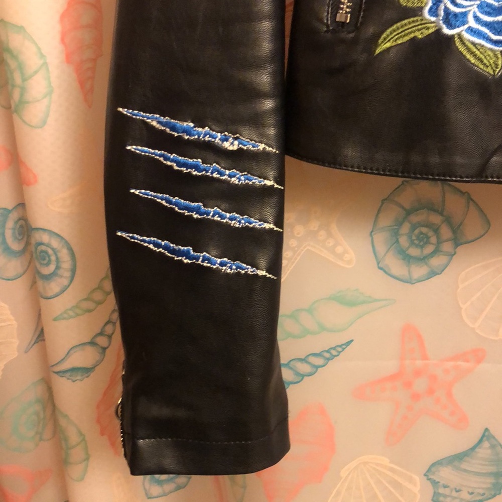 NWOT faux leather embroidered jacket - Picture 5 of 12